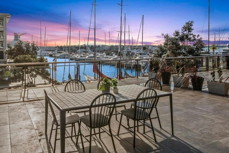 Cbd Viaduct Harbour Resort Auckland Dış mekan fotoğraf